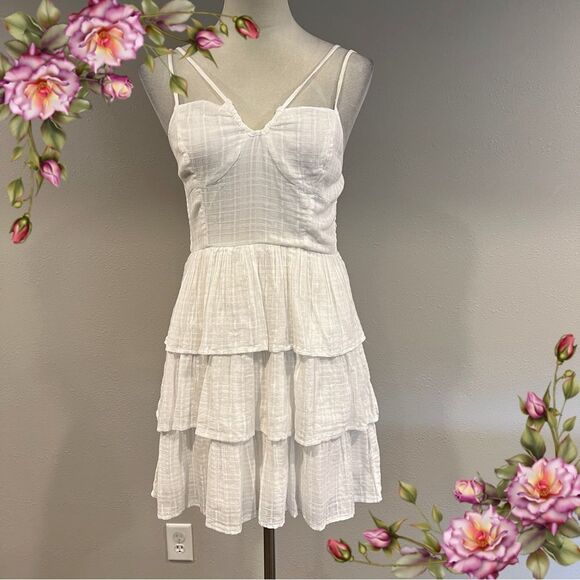 American Eagle Outfitters White Tiered Mini Sundress with straps size small - Picture 1 of 14